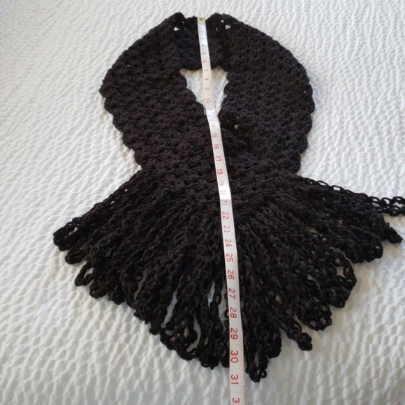 Handmade Black Scarf - Picture 4 of 4
